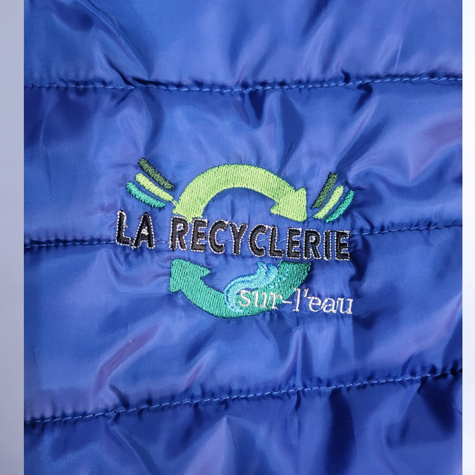 Logo association